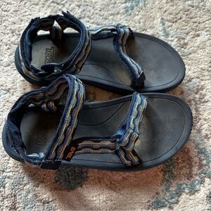 🌟3/$20🌟Teva Sandals Size 3